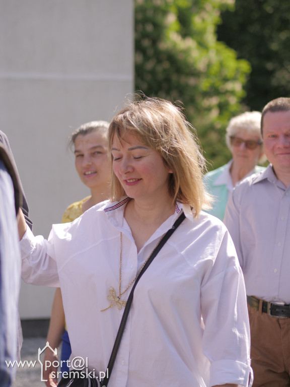 Po Mszy św. zatańczyli poloneza