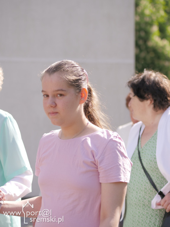 Po Mszy św. zatańczyli poloneza