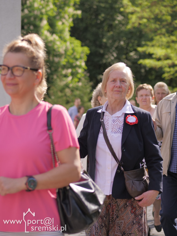 Po Mszy św. zatańczyli poloneza