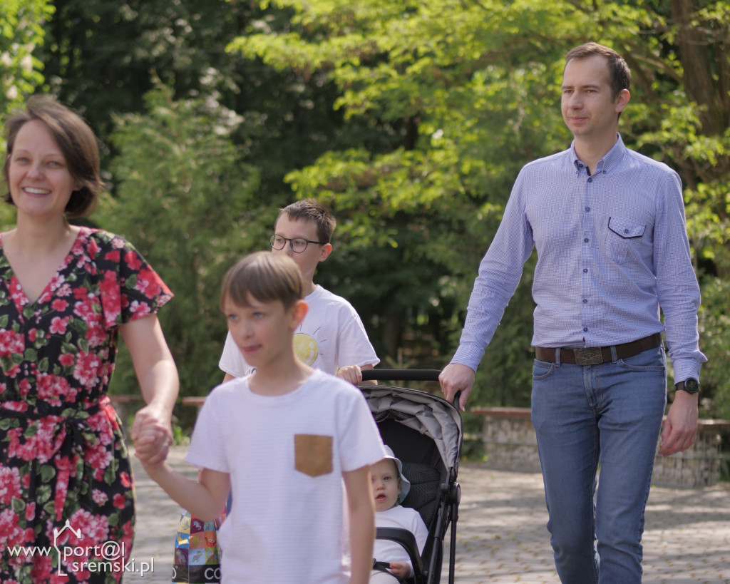 Po Mszy św. zatańczyli poloneza