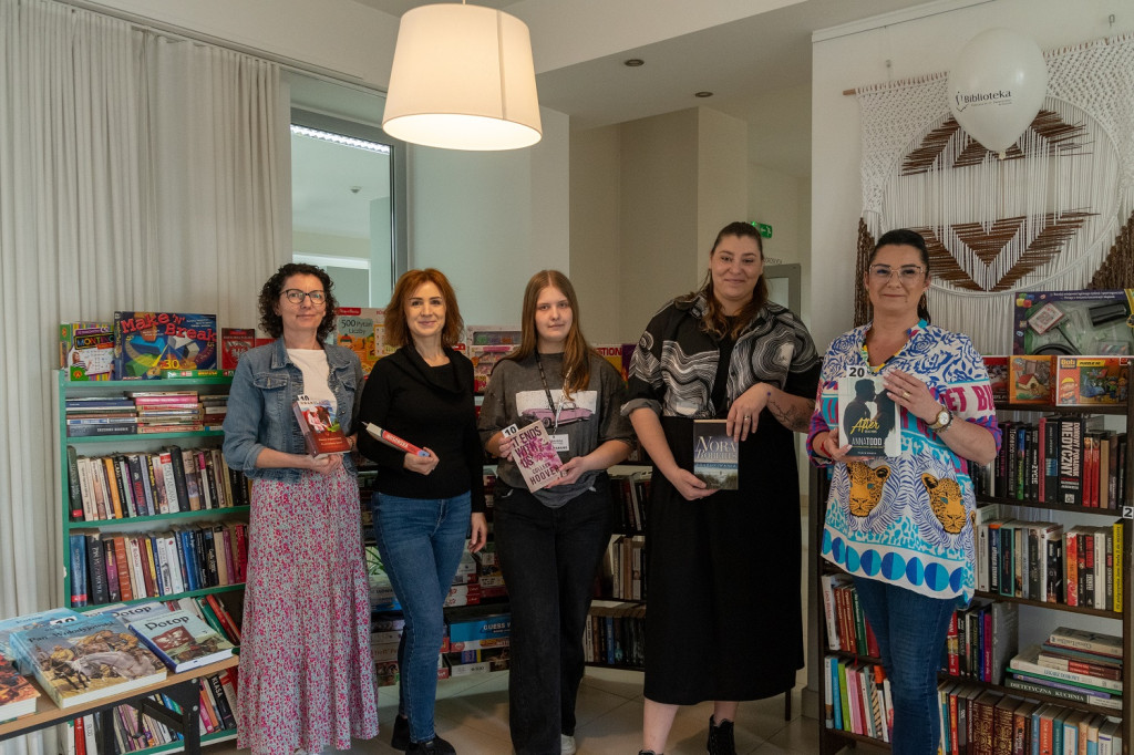Charytatywny kiermasz w śremskiej bibliotece