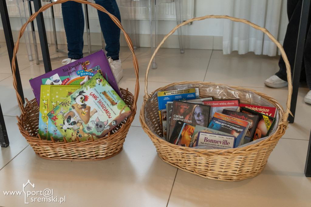 Charytatywny kiermasz w śremskiej bibliotece