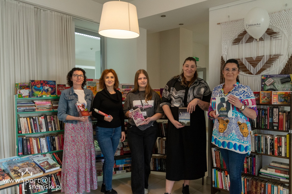 Charytatywny kiermasz w śremskiej bibliotece