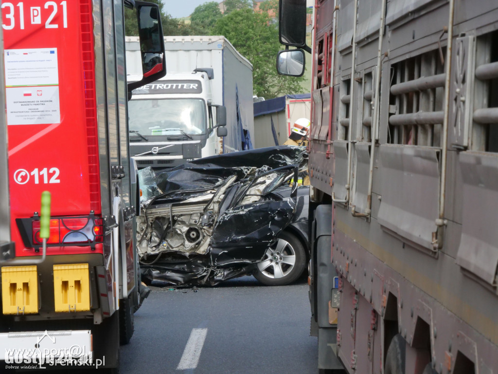 Koszmarny wypadek! Nie żyje kierowca