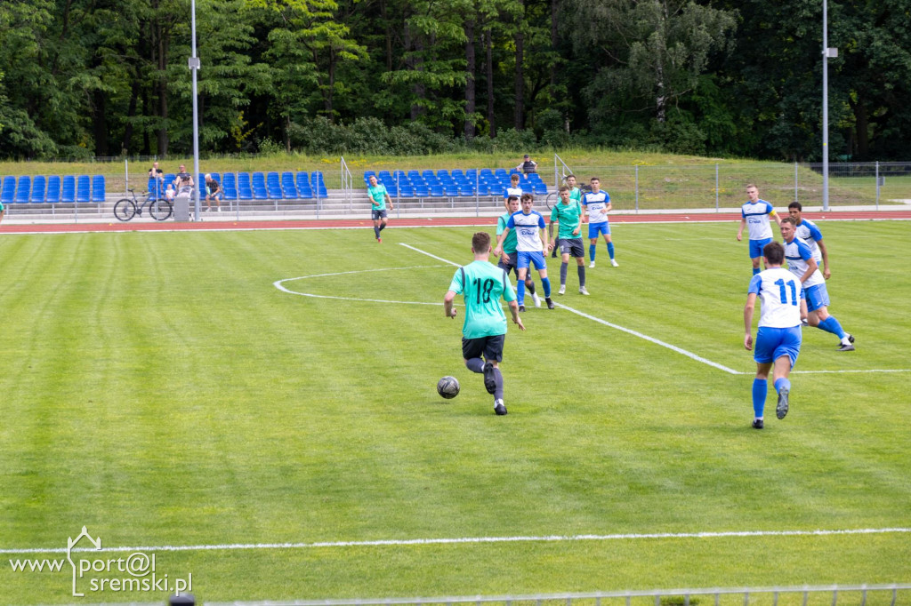 UKS - STELLA LUBOŃ
