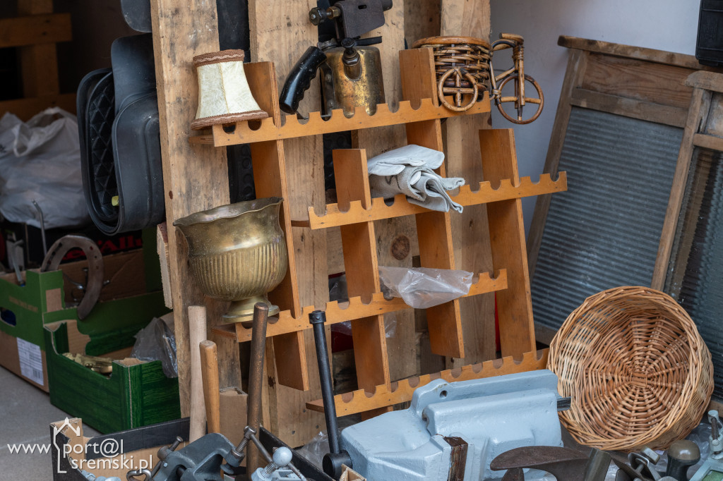 Garaż pełen skarbów i historii w Śremie