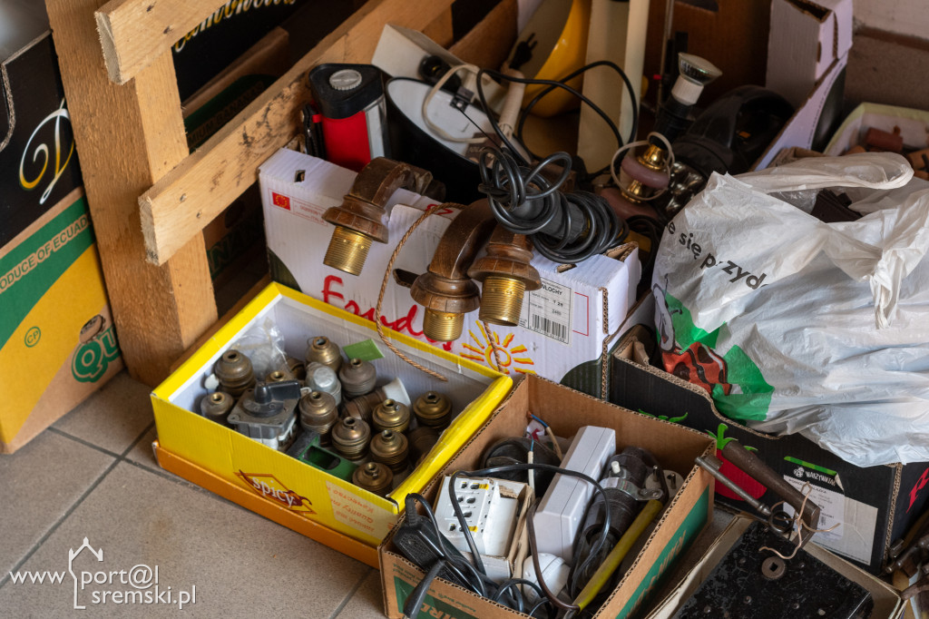 Garaż pełen skarbów i historii w Śremie