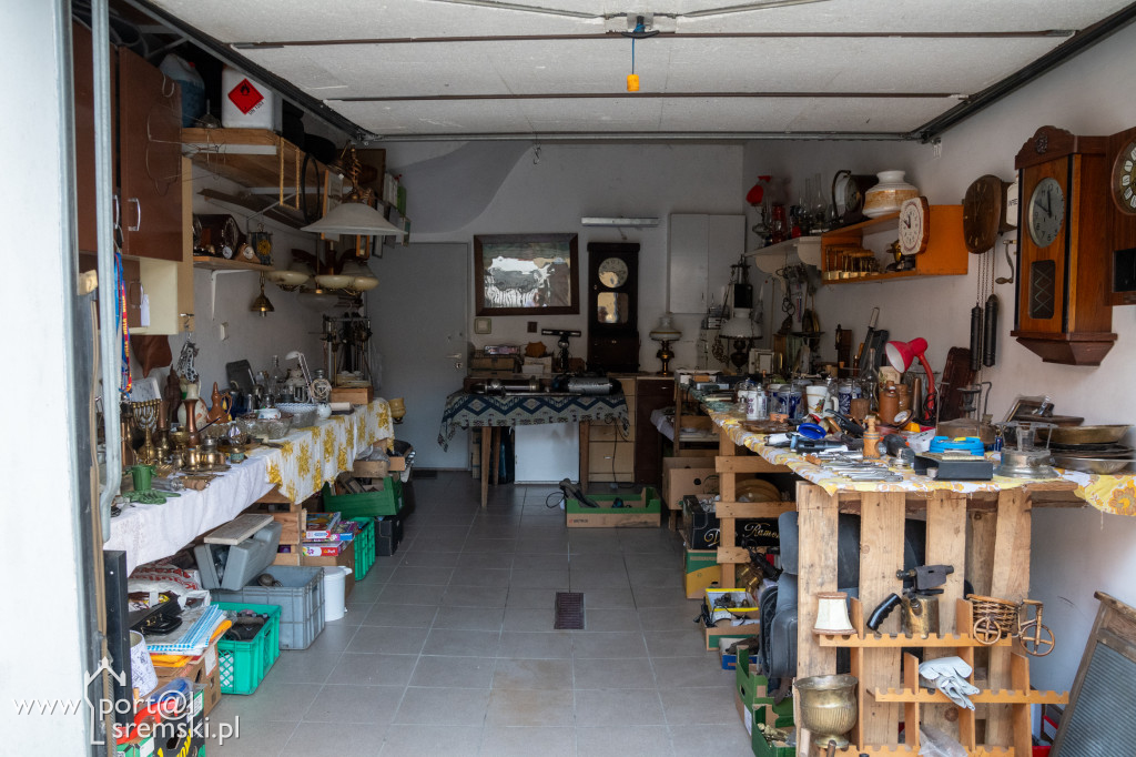 Garaż pełen skarbów i historii w Śremie