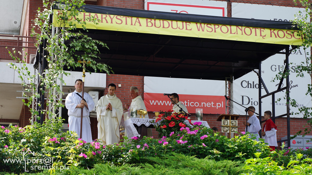 Boże Ciało - Śrem parafia pw. NSJ