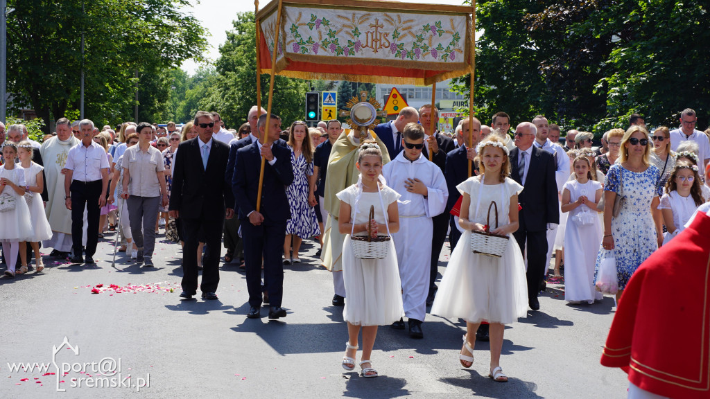 Boże Ciało - Śrem parafia pw. NSJ