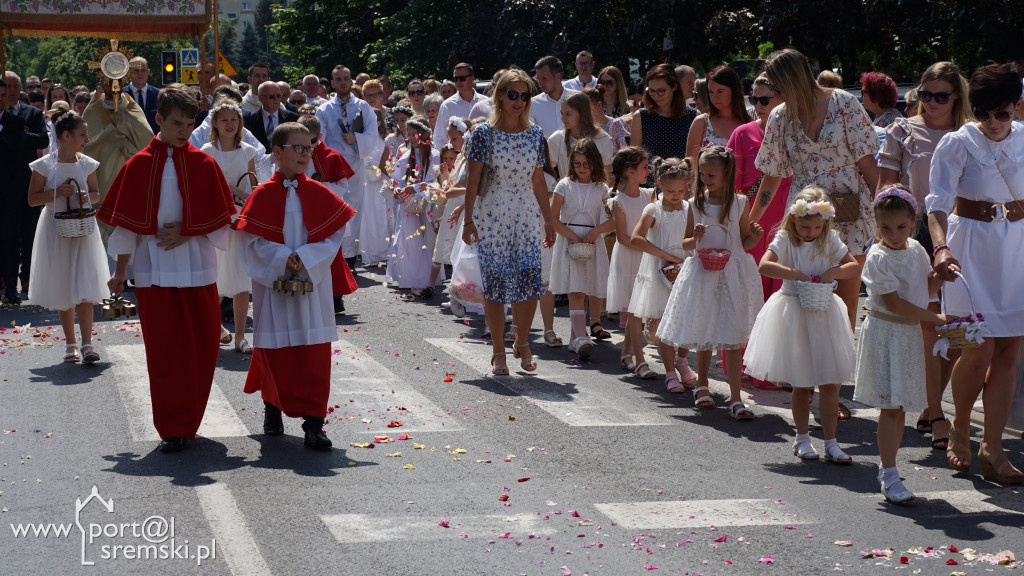 Boże Ciało - Śrem parafia pw. NSJ
