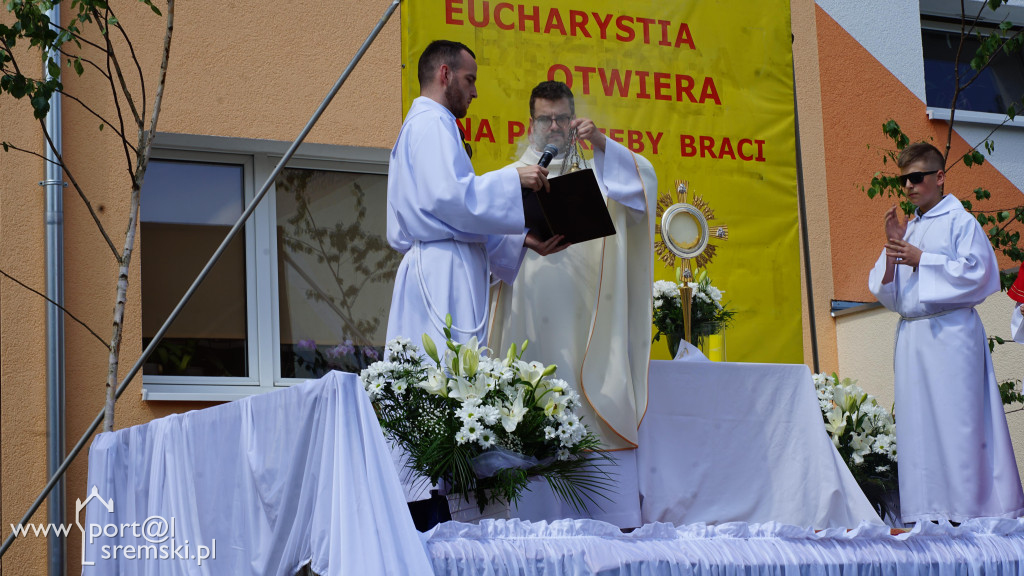 Boże Ciało - Śrem parafia pw. NSJ