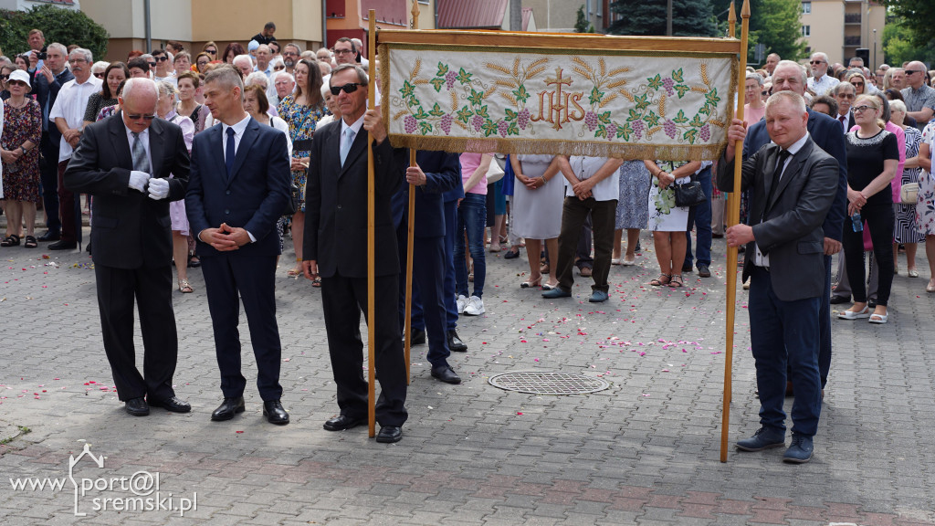 Boże Ciało - Śrem parafia pw. NSJ