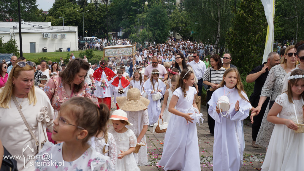 Boże Ciało - Śrem parafia pw. NSJ