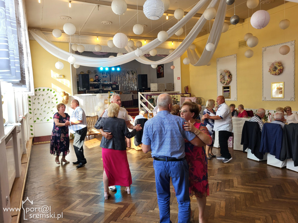 Zjazd absolwentów SP w Czmońcu