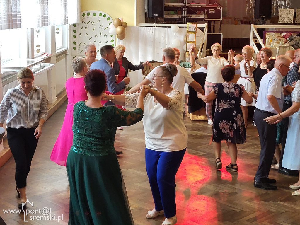 Zjazd absolwentów SP w Czmońcu