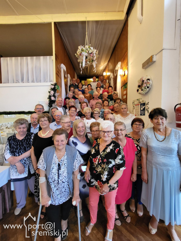 Zjazd absolwentów SP w Czmońcu