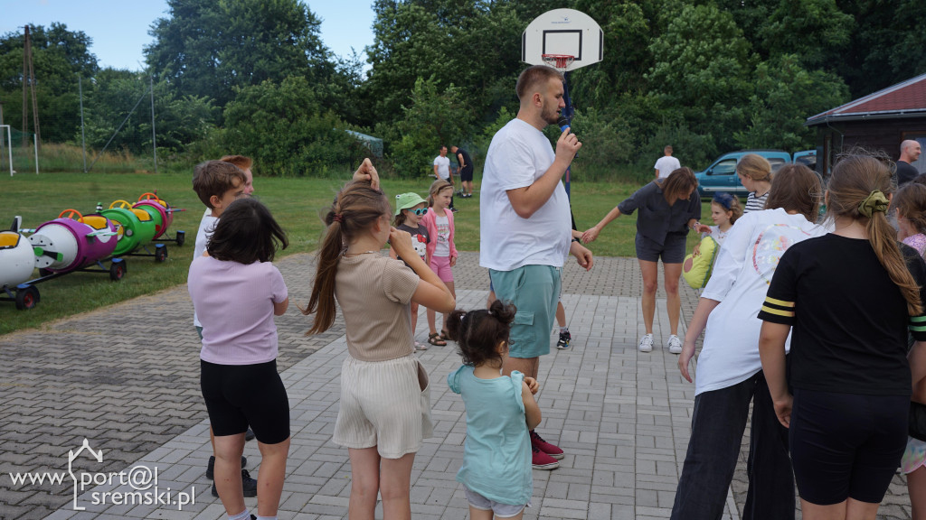 Zakończenie  klasy 3b z Dolska