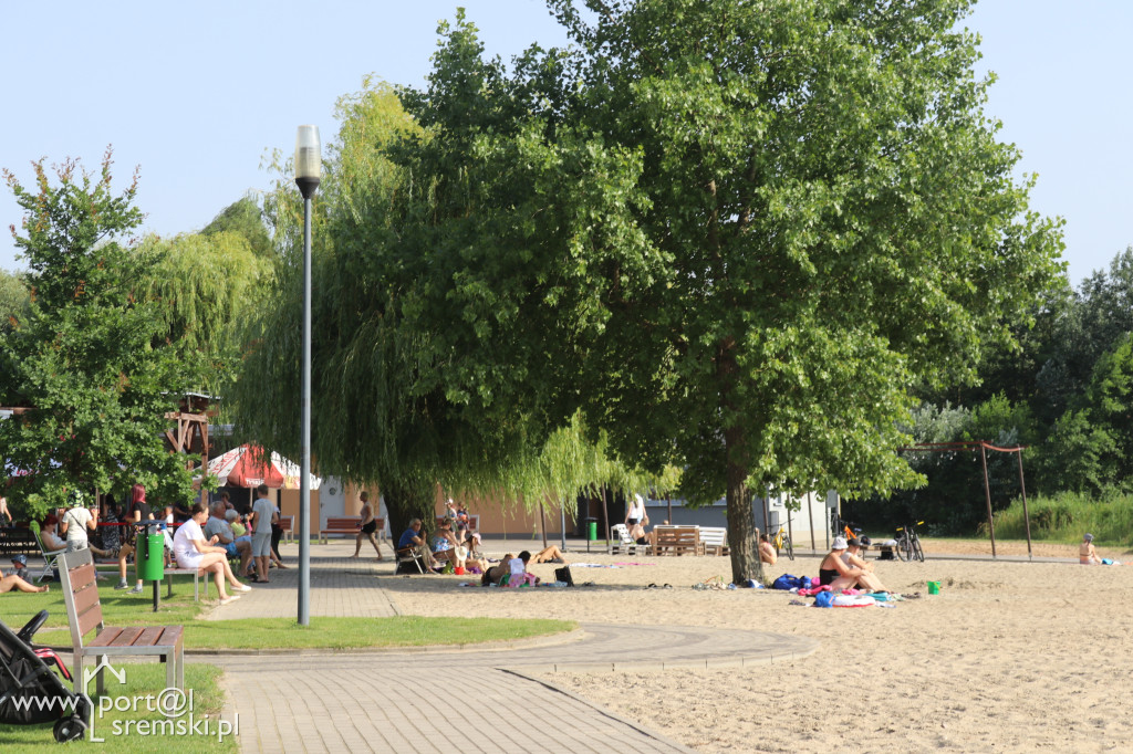 Wianki 2024 na plaży w Dolsku