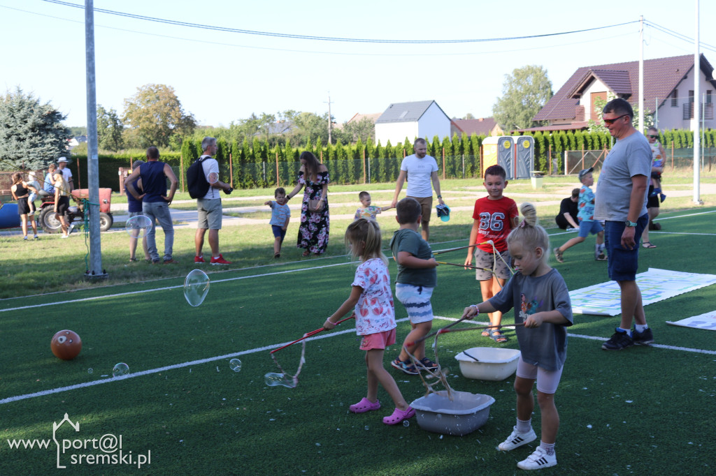 Piknik w Dąbrowie