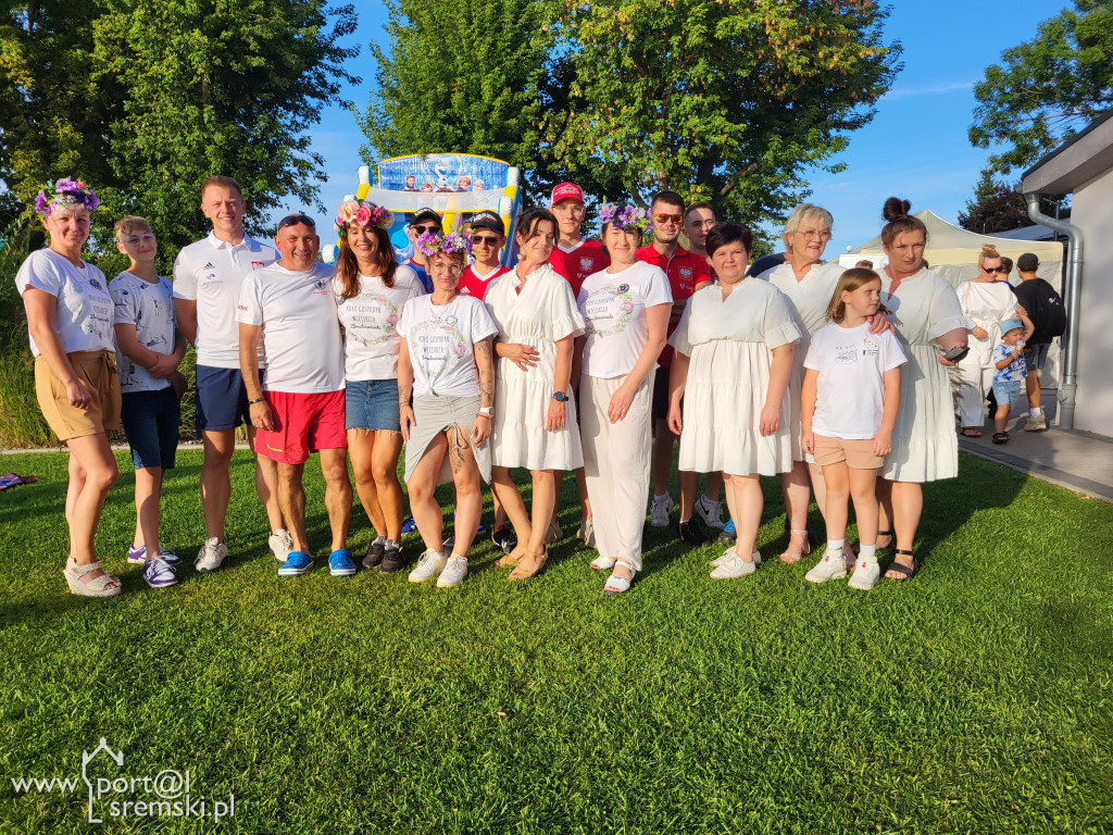 Motorowodniacy na jeziorze w Śremie