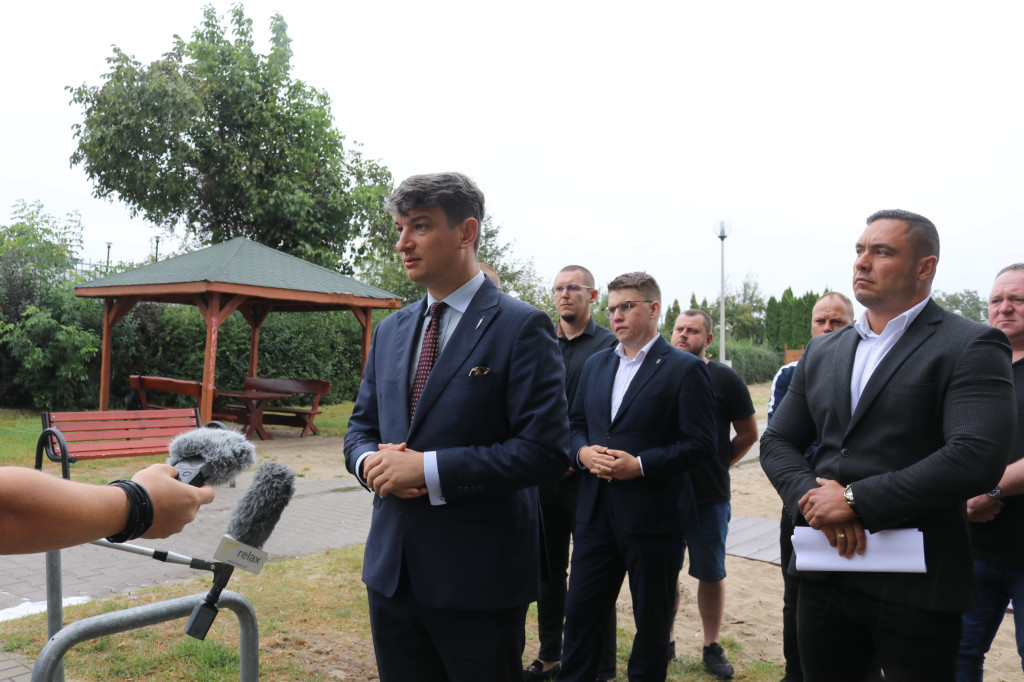 Konferencja Konfederacji ws. napaści w Śremie