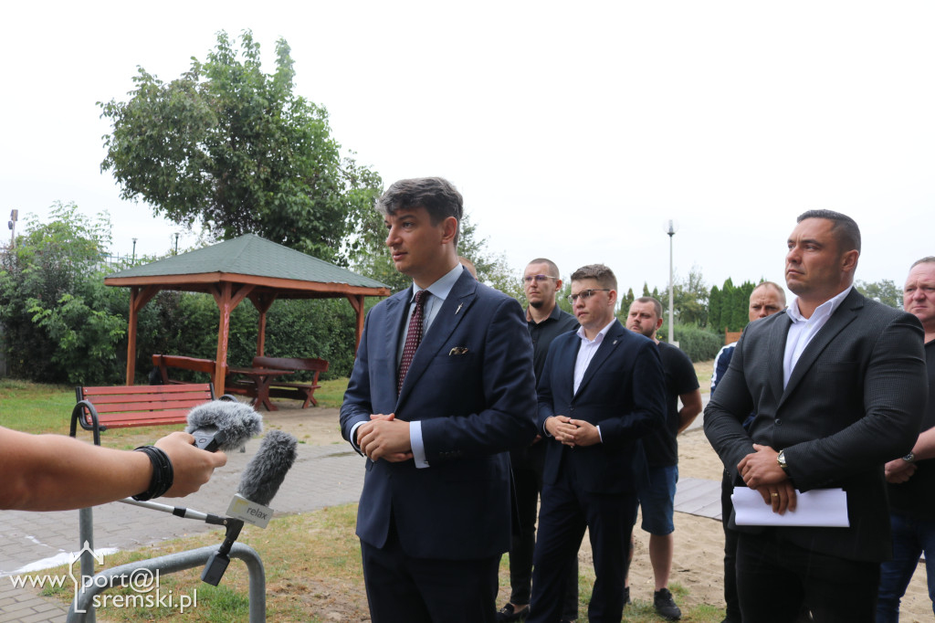 Konferencja Konfederacji ws. napaści w Śremie