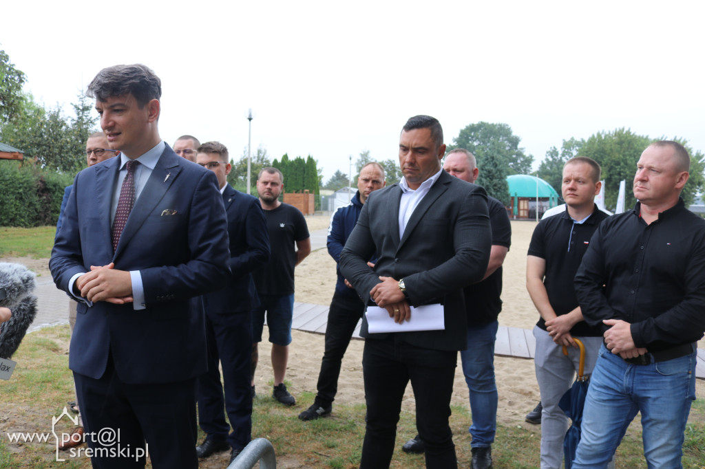 Konferencja Konfederacji ws. napaści w Śremie