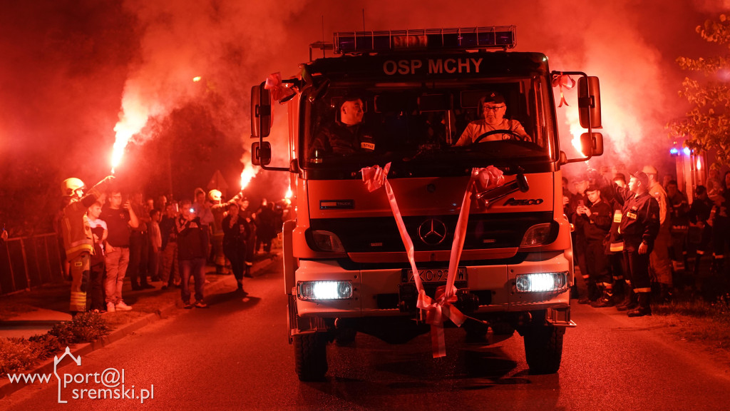 Nowy wóz strażacki w OSP Mchy