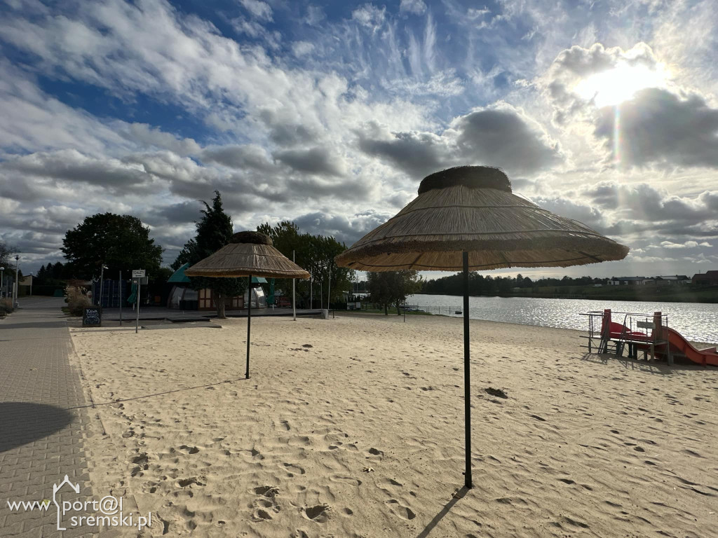 Realizacja projektów BO na plaży w Śremie