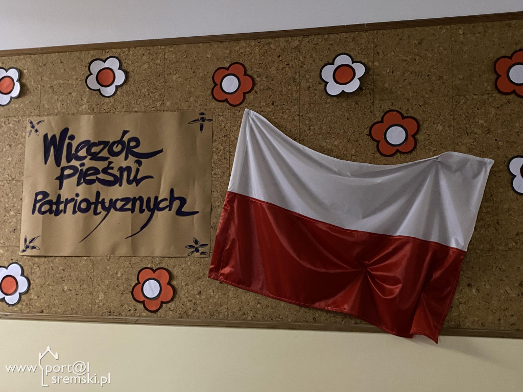 Wieczór pieśni patriotycznych