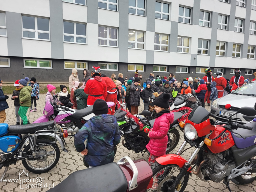 Motomikołaje przejechali ulicami Śremu