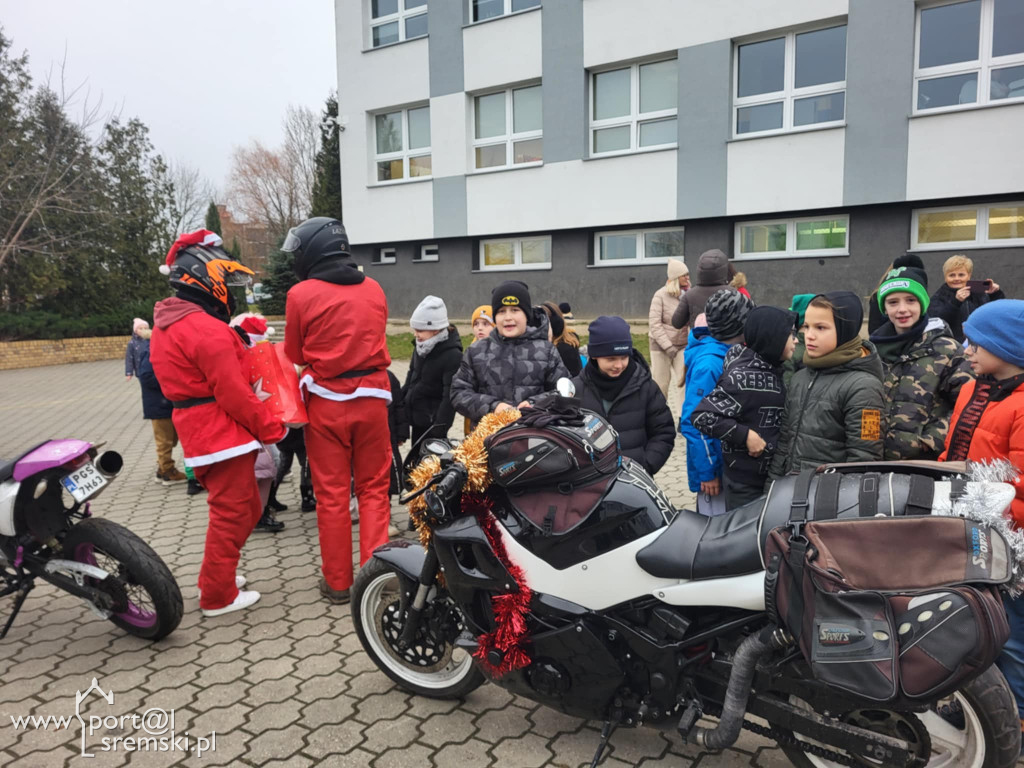 Motomikołaje przejechali ulicami Śremu
