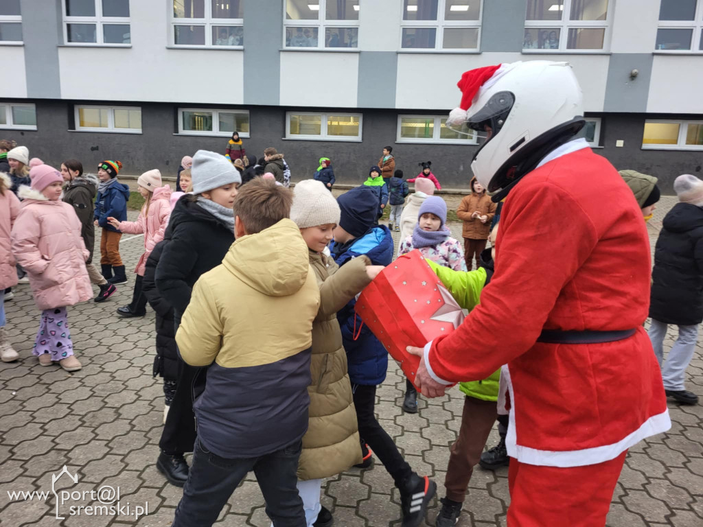 Motomikołaje przejechali ulicami Śremu