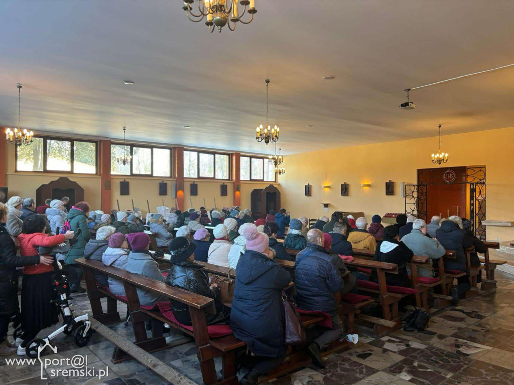 Przeniesienie Najświętszego Sakramentu w Parafii NSJ w Śremie: