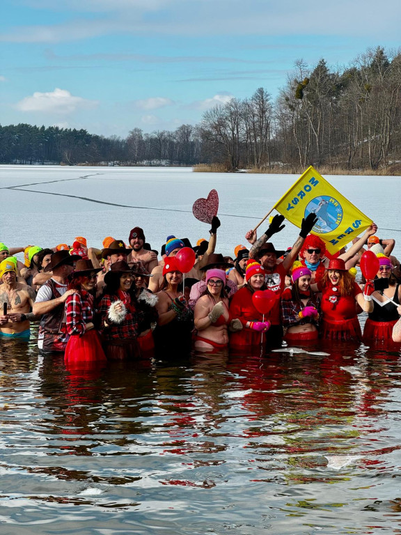 Walentynkowe morsowanie w Jarosławkach