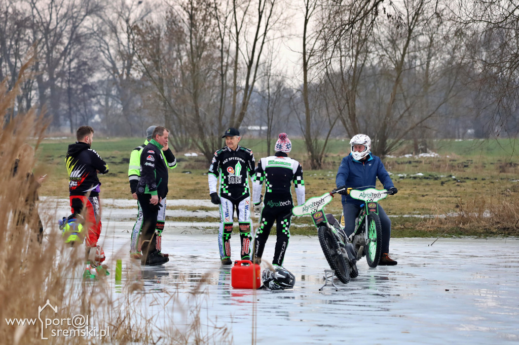 Amatorzy speedway,a na lodzie