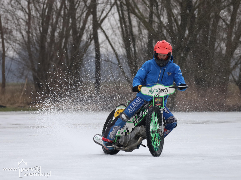 Amatorzy speedway,a na lodzie