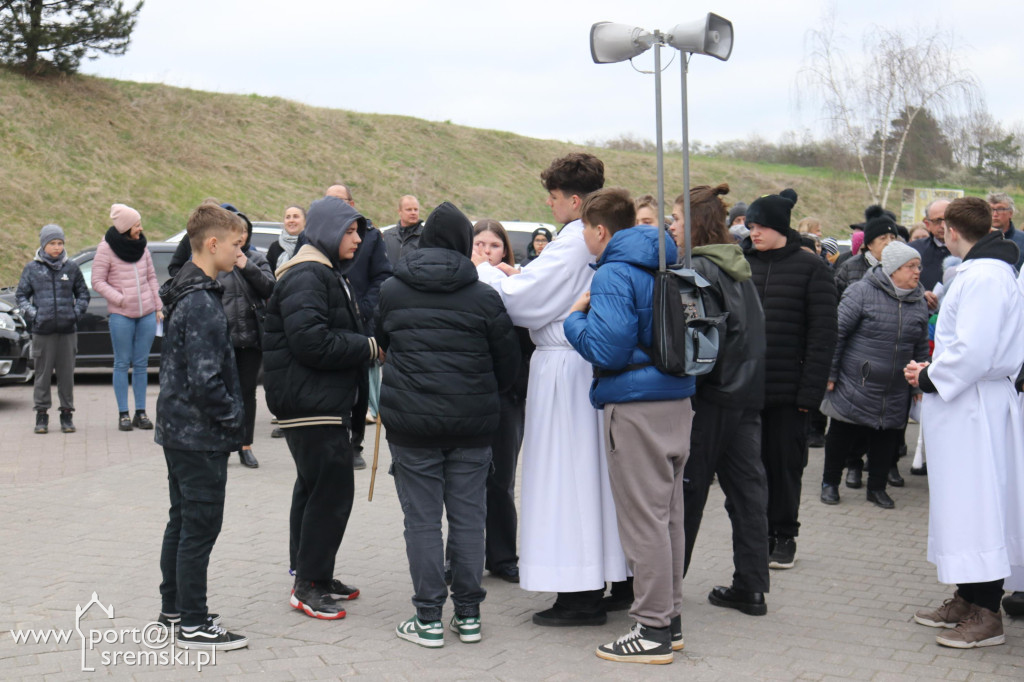 Droga Krzyżowa w Dolsku