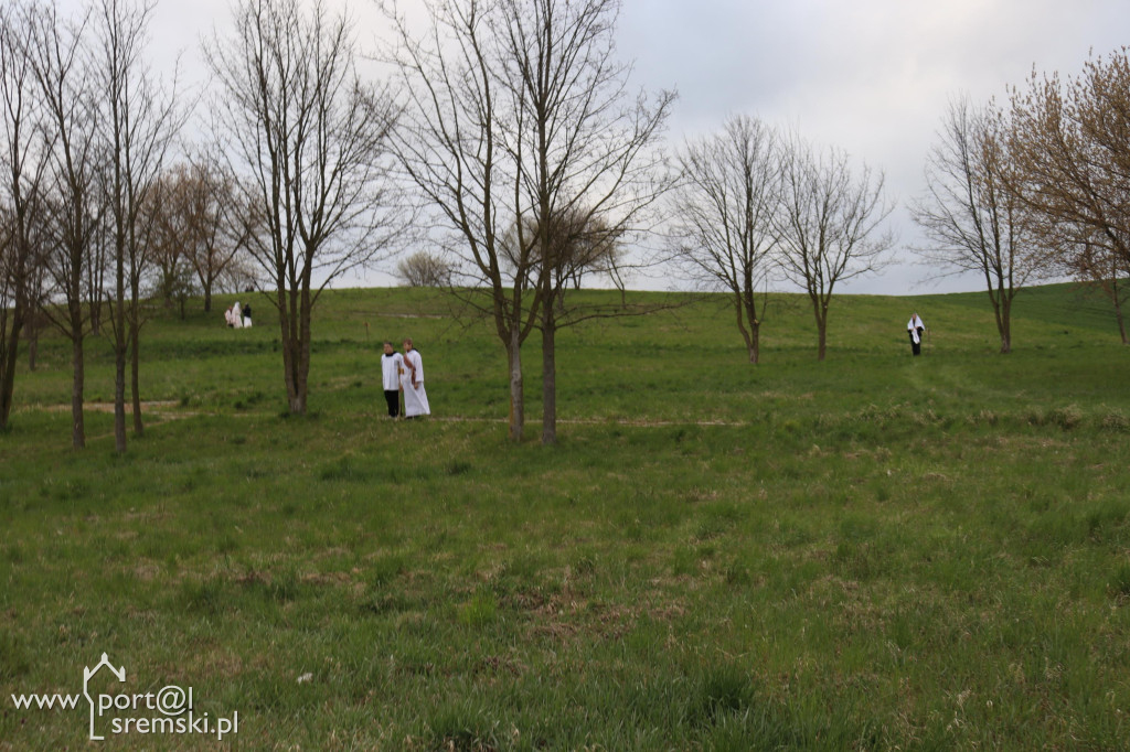 Droga Krzyżowa w Dolsku