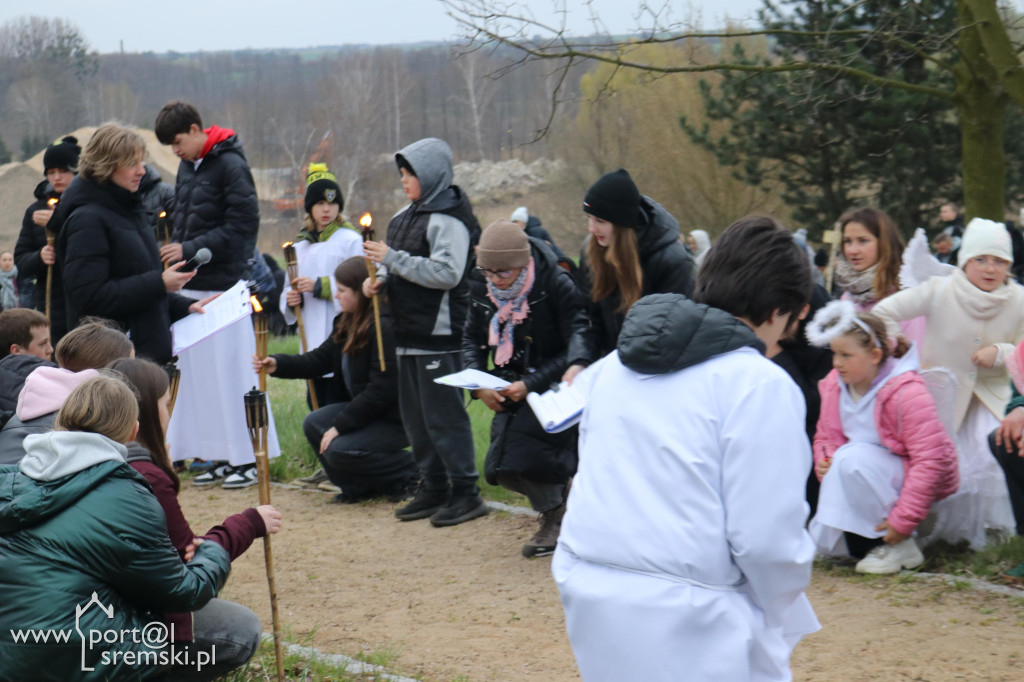 Droga Krzyżowa w Dolsku
