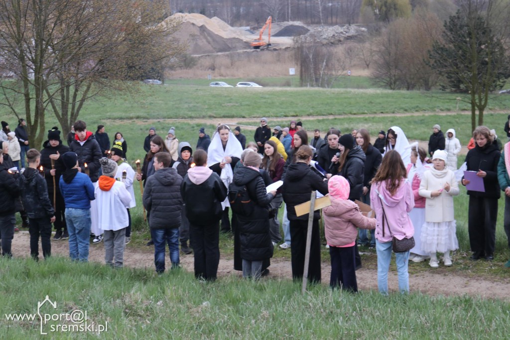 Droga Krzyżowa w Dolsku
