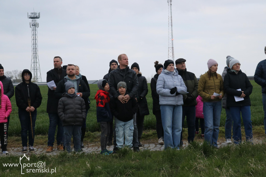 Droga Krzyżowa w Dolsku
