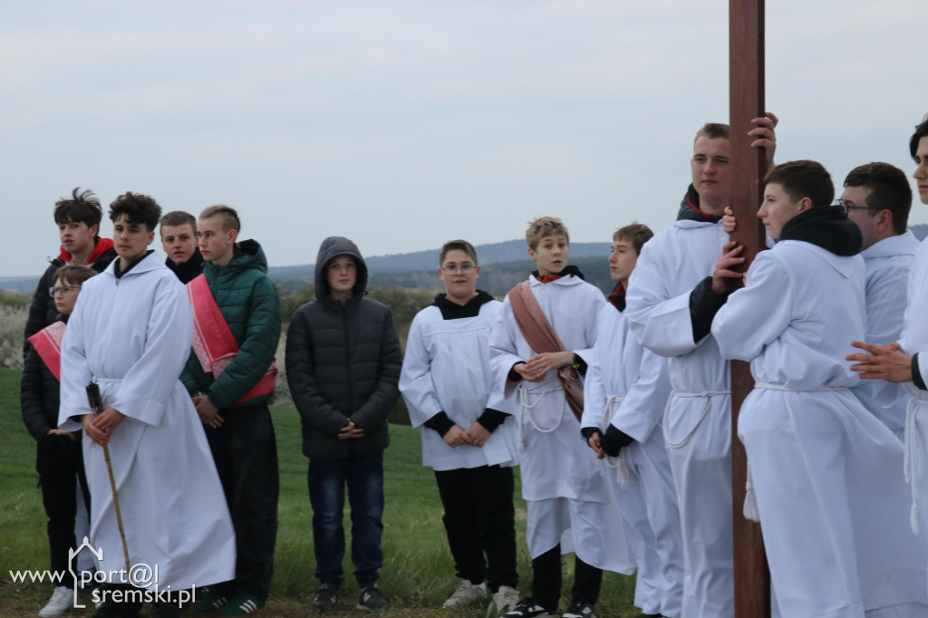 Droga Krzyżowa w Dolsku