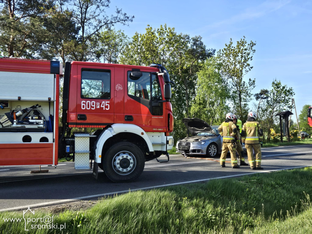 Wypadek na DW436 w Chrząstowie