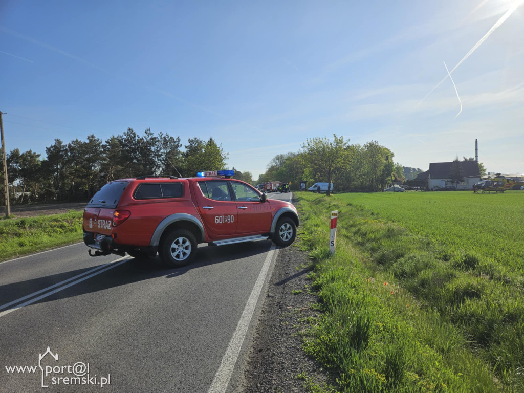 Wypadek na DW436 w Chrząstowie