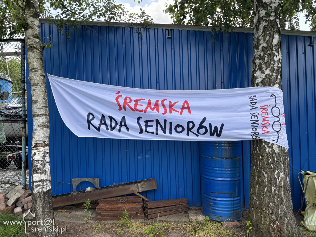 Spotkanie Rad Seniorów nad jeziorem w Śremie