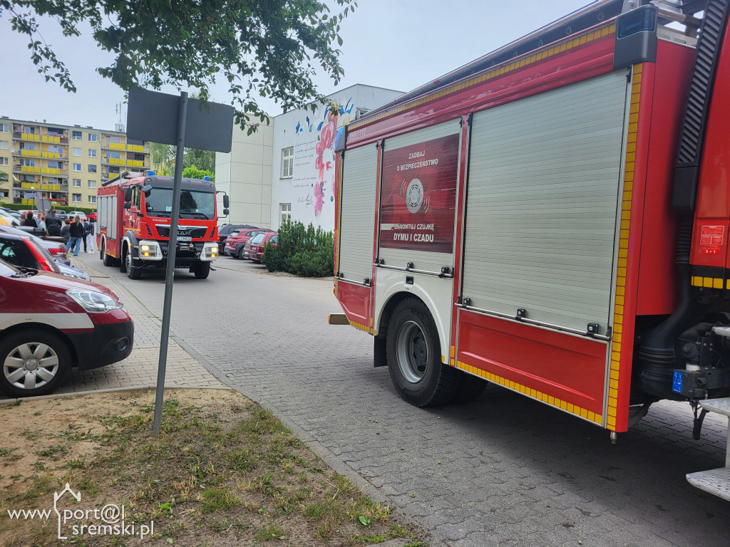 Próbny alarm bombowy w śremskiej bibliotece