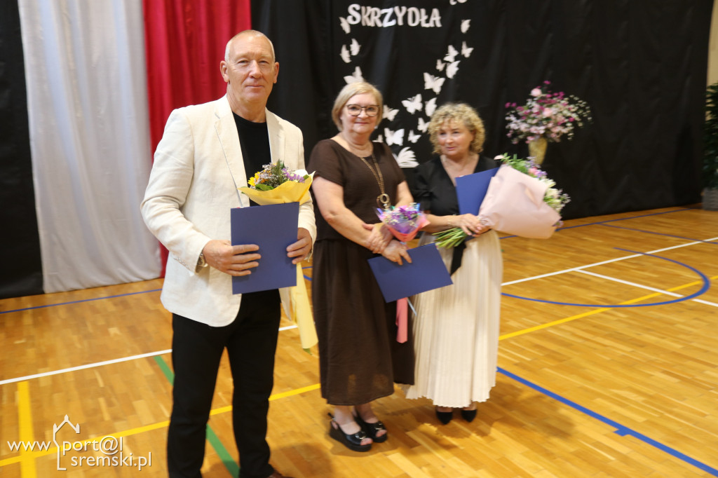 Zakończenie ósmych klas w Szóstce