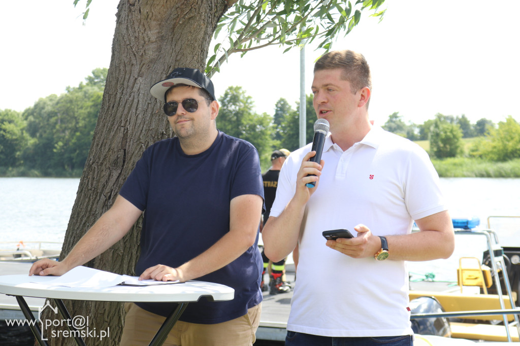 Pokazy sportów wodnych nad Jeziorem Grzymisławskim